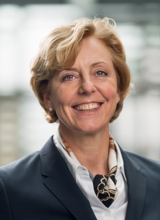 Sabine Barthauer; Quelle: DZ Hyp