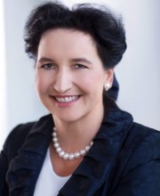 carola_graefin_von_schmettow.jpg