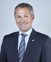 hollang-rainer.jpg