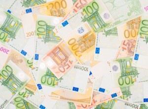 euro-symbol-2309457.jpg