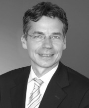 poser_hubertus_von_2.jpg