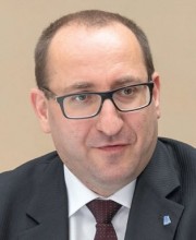 bum200341.jpg