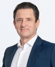 zf211615.jpg