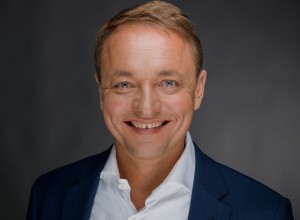 headshot_martin_official.png