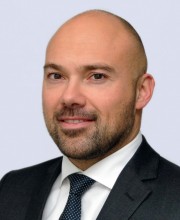 zf212217.jpg