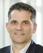carsten_hoeltkemeyer_c_solarisbank.jpg