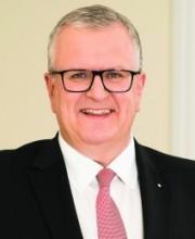 prosser_stefan_c_svb_astrid_schmidhuber.jpg