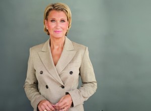 bethge-krauss_iris_c_josef_fischnaller.jpg