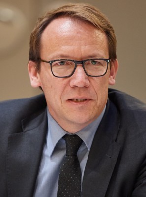 Dr. Christoph Weber | Verlagsgruppe Knapp - Richardi - Verlag für Absatzwirtschaft