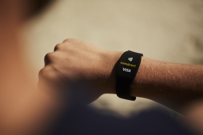 comdirect-wearable-kontaktlos_web.jpg